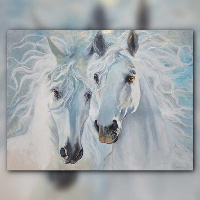 أدوات رسم لوحة بياض الثلج