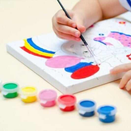 أدوات رسم لوحة الأرنب الصغير