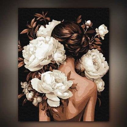 أدوات رسم لوحة عطر الأنوثة
