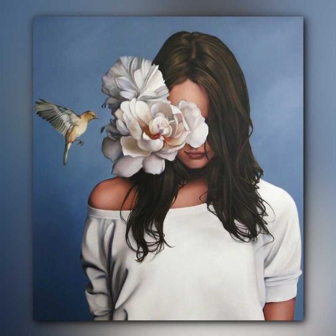 أدوات رسم لوحة همس الياسمين